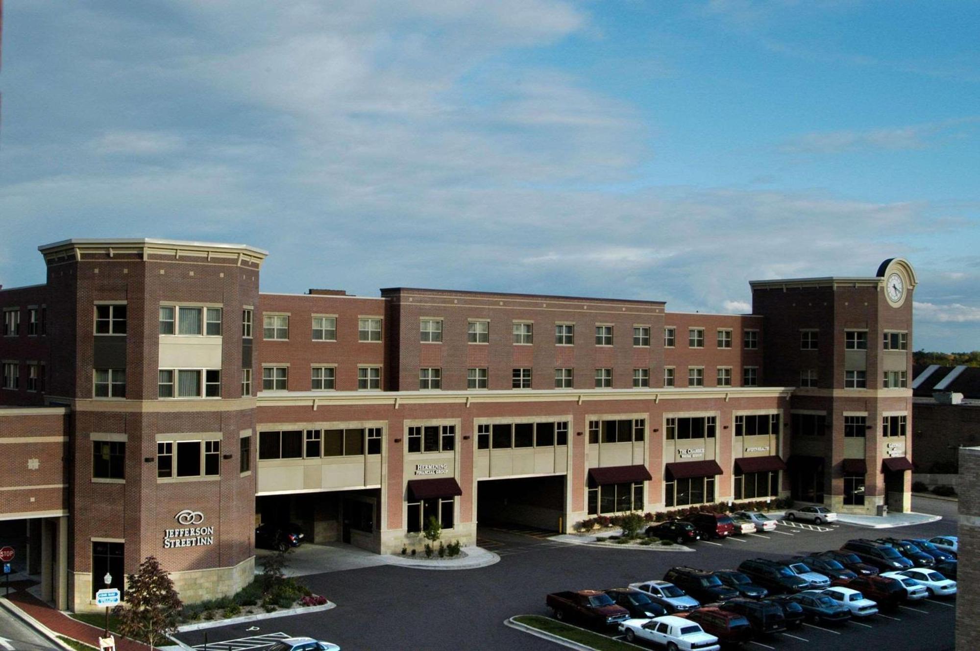 Jefferson Street Inn, A Member Of Radisson Individuals Wausau Extérieur photo